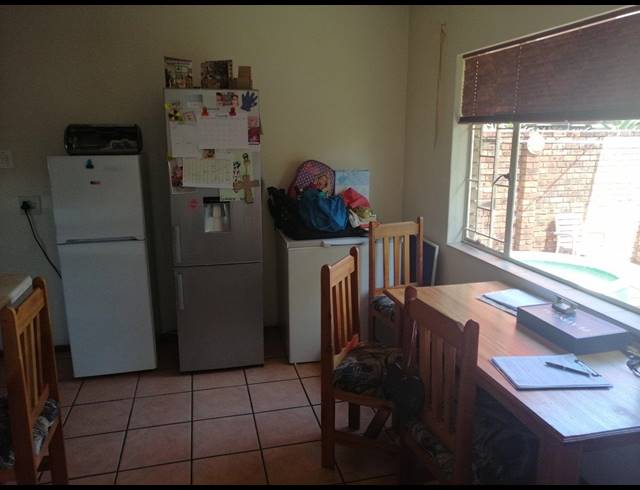 3 BEDROOM HOUSE SOLD IN FLORAUNA